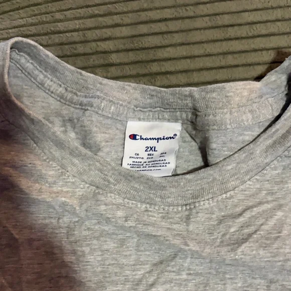 Champion Women’s Light Gray Short Sleeve Tee 2XL - Picture 2 of 4